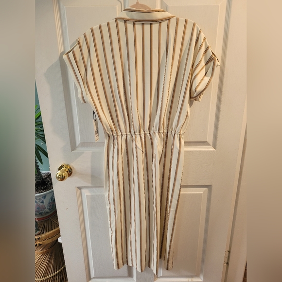 Dex Midi Dress- size medium - Picture 7 of 7